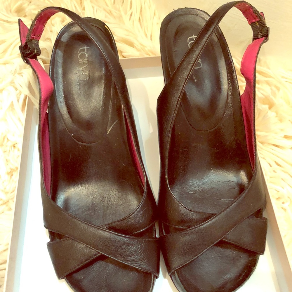 Taryn Rose, open toe, wedges